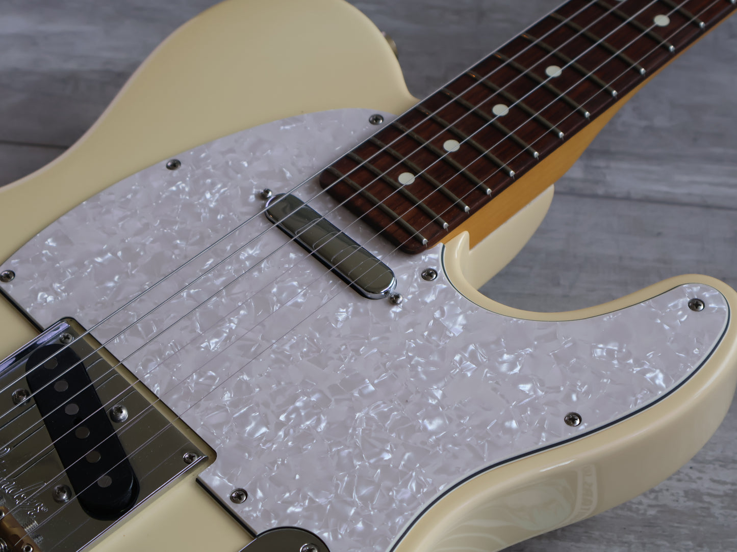 2021 Fender USA American Professional II Telecaster - Rosewood Fingerboard (Olympic White)
