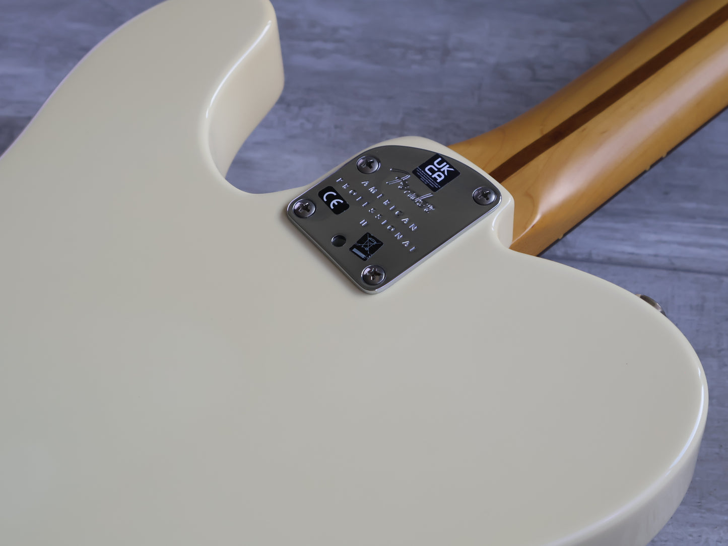 2021 Fender USA American Professional II Telecaster - Rosewood Fingerboard (Olympic White)