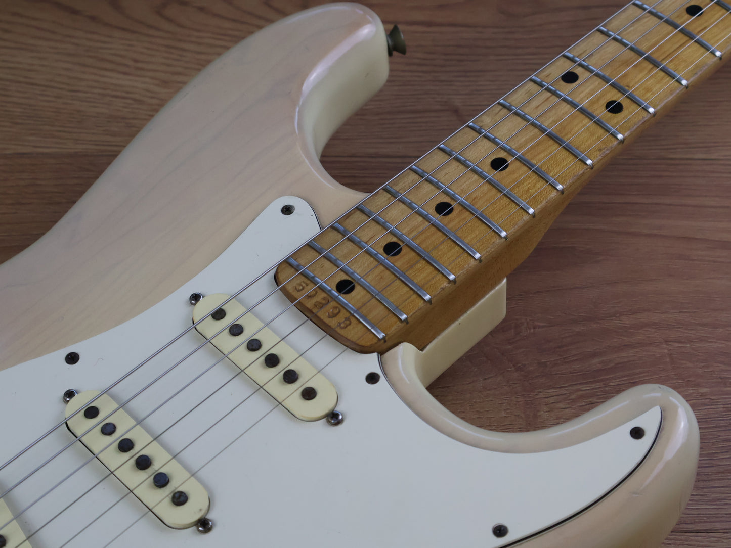 1975 Fernandes Burny FST-60 Stratocaster (Transparent Vintage White)