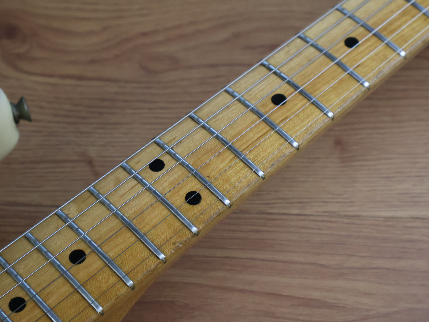 1975 Fernandes Burny FST-60 Stratocaster (Transparent Vintage White)