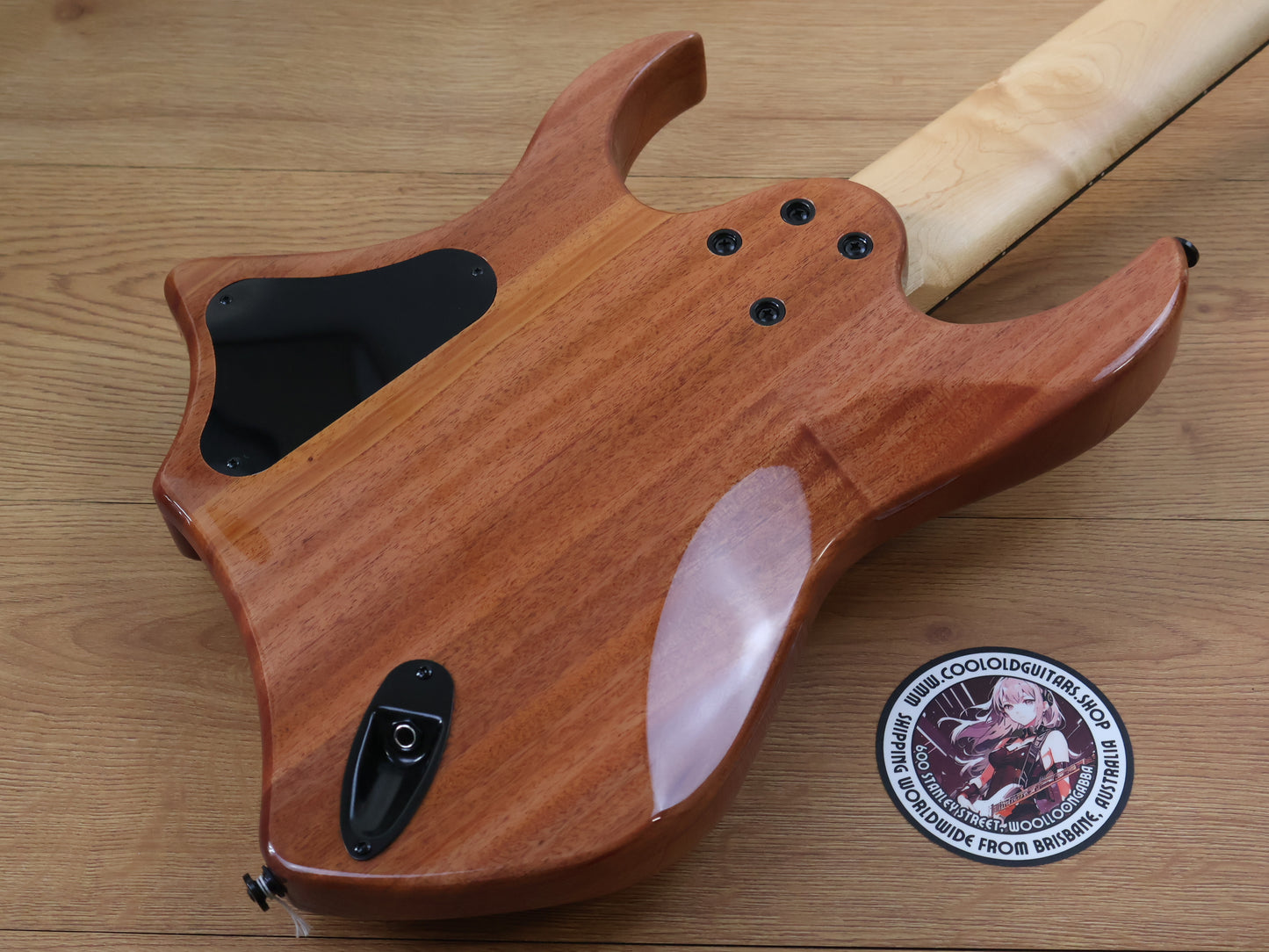 Artist Guitars 8-String Headless (Natural)