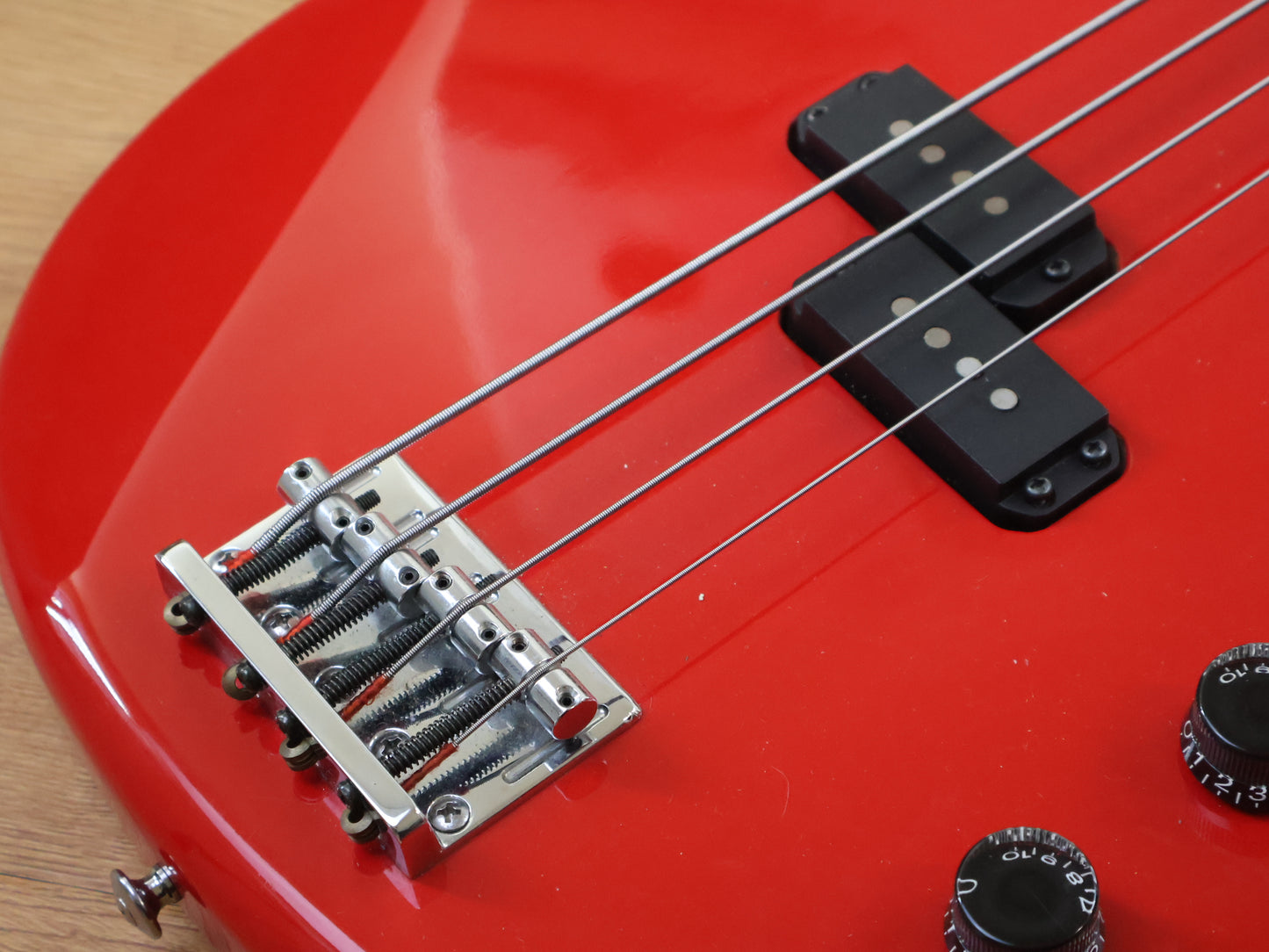 1980's Yamaha Japan BB550 BroadBass (Red)