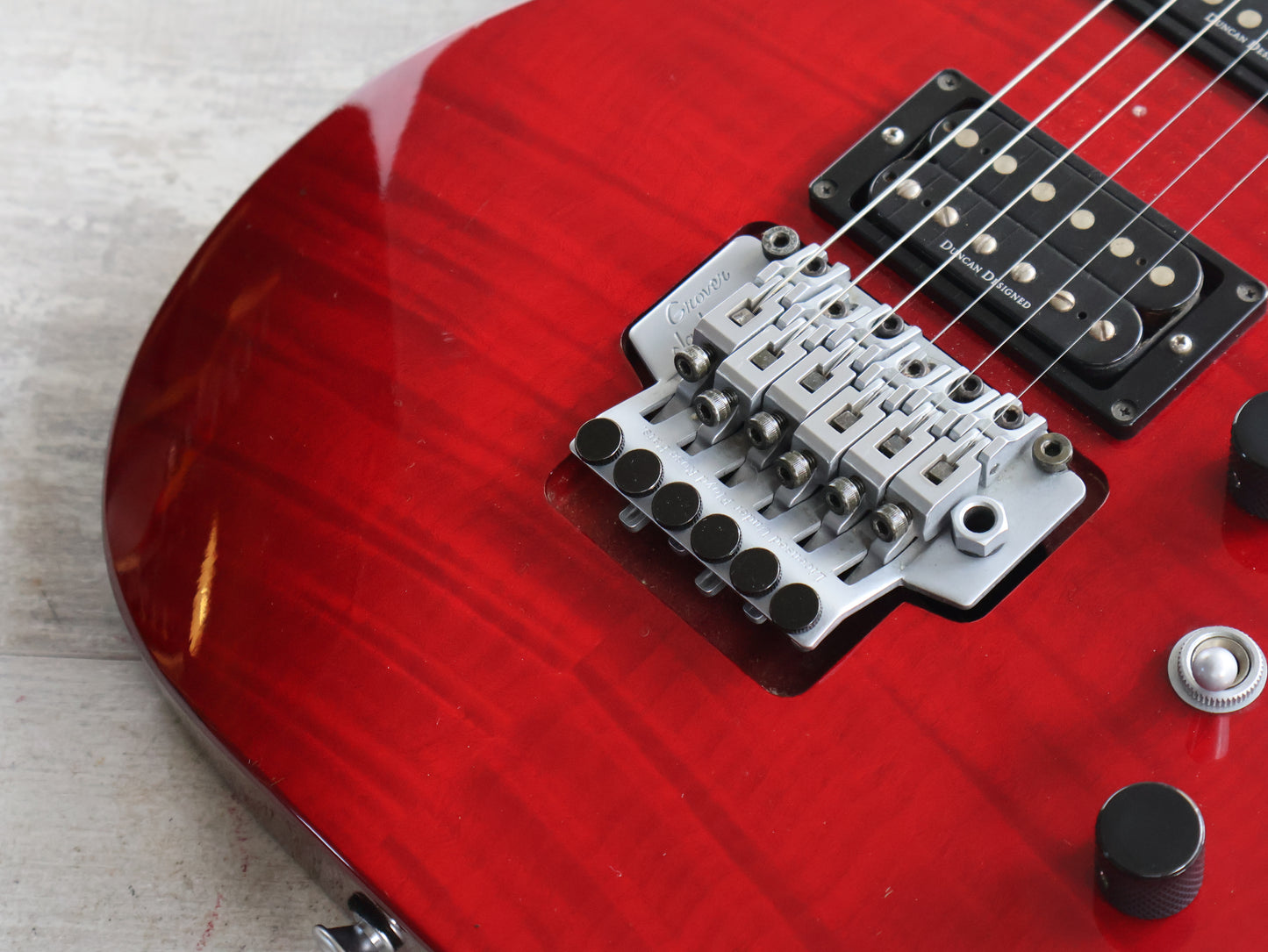 2001 Grover Jackson DK-c.u.60/HH Dinky (Transparent Red Flame)