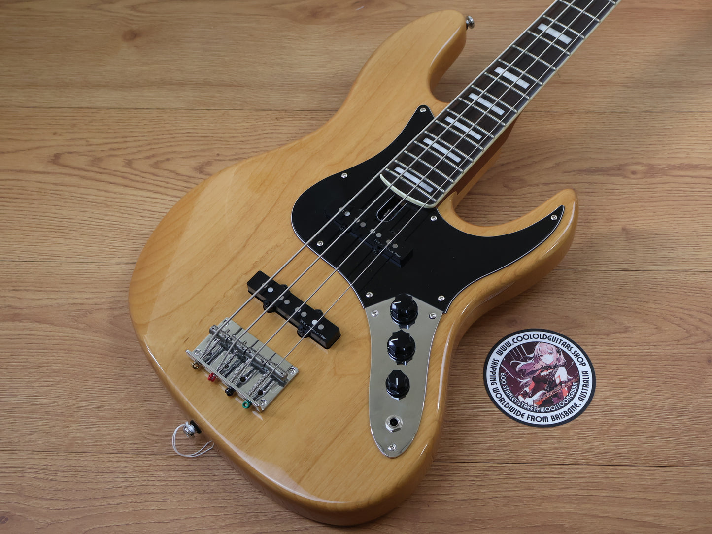 Sire Marcus Miller V5 5-String Bass (Natural)