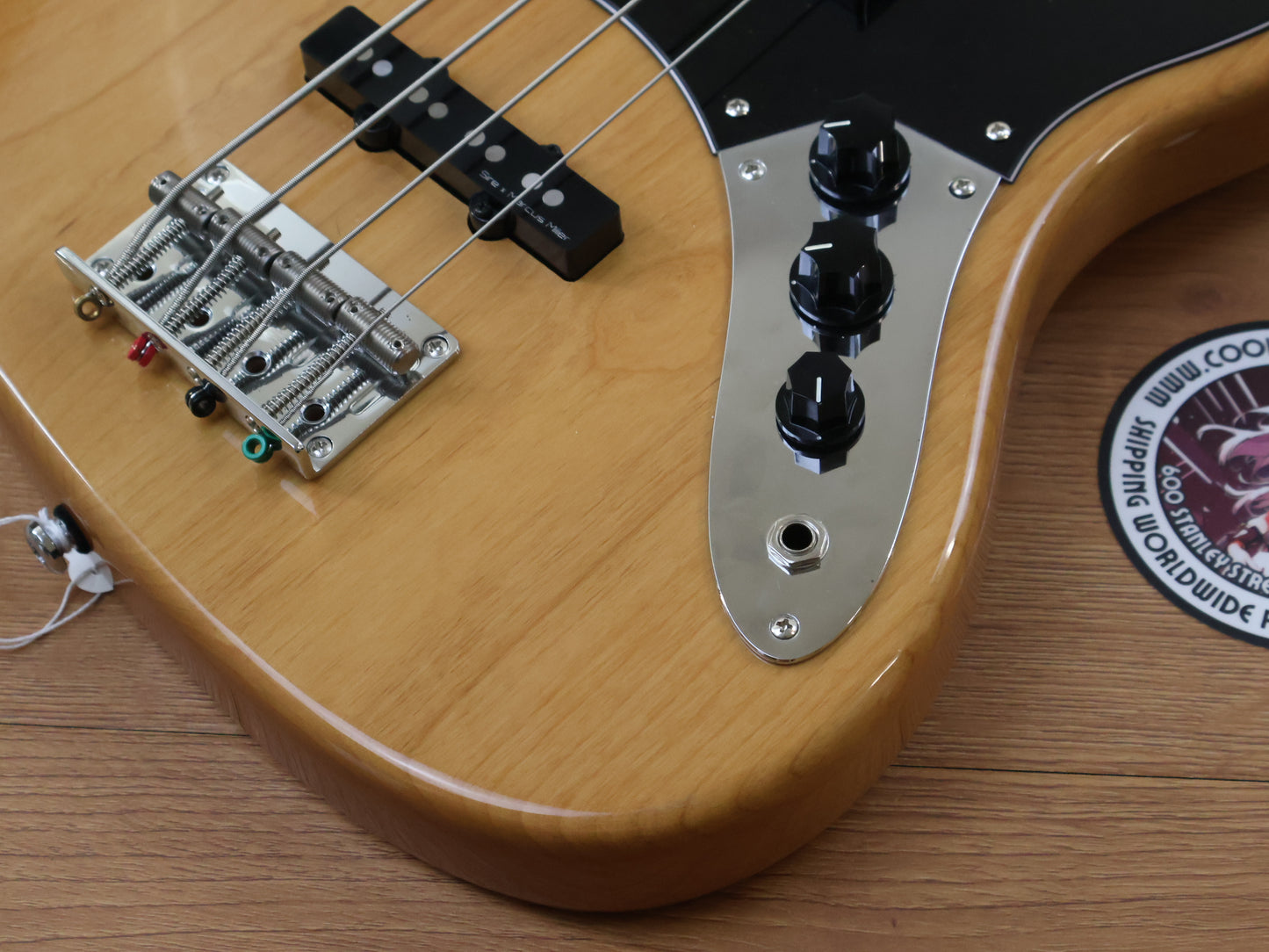 Sire Marcus Miller V5 5-String Bass (Natural)