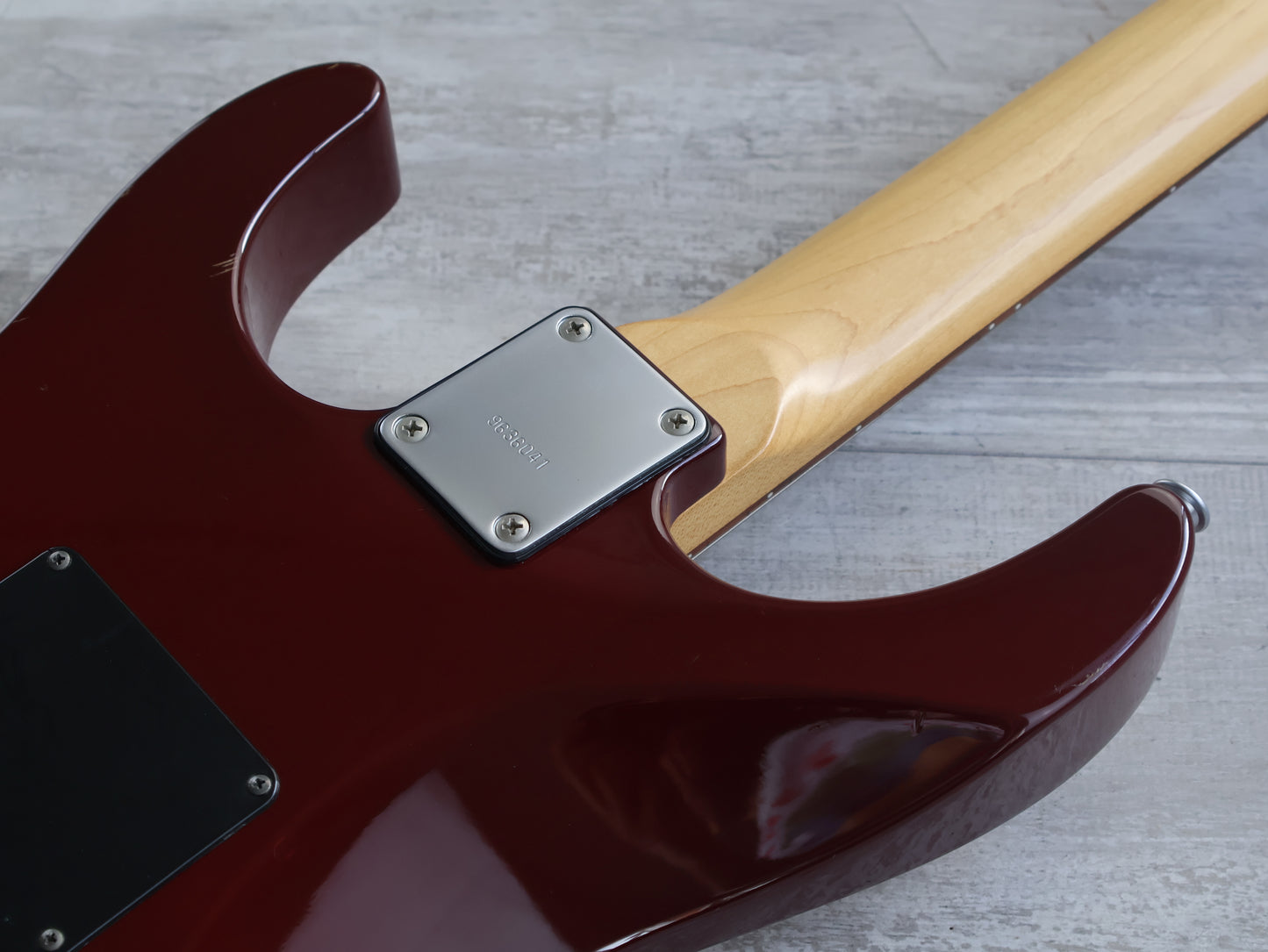 2001 Grover Jackson DK-c.u.60/HH Dinky (Transparent Red Flame)