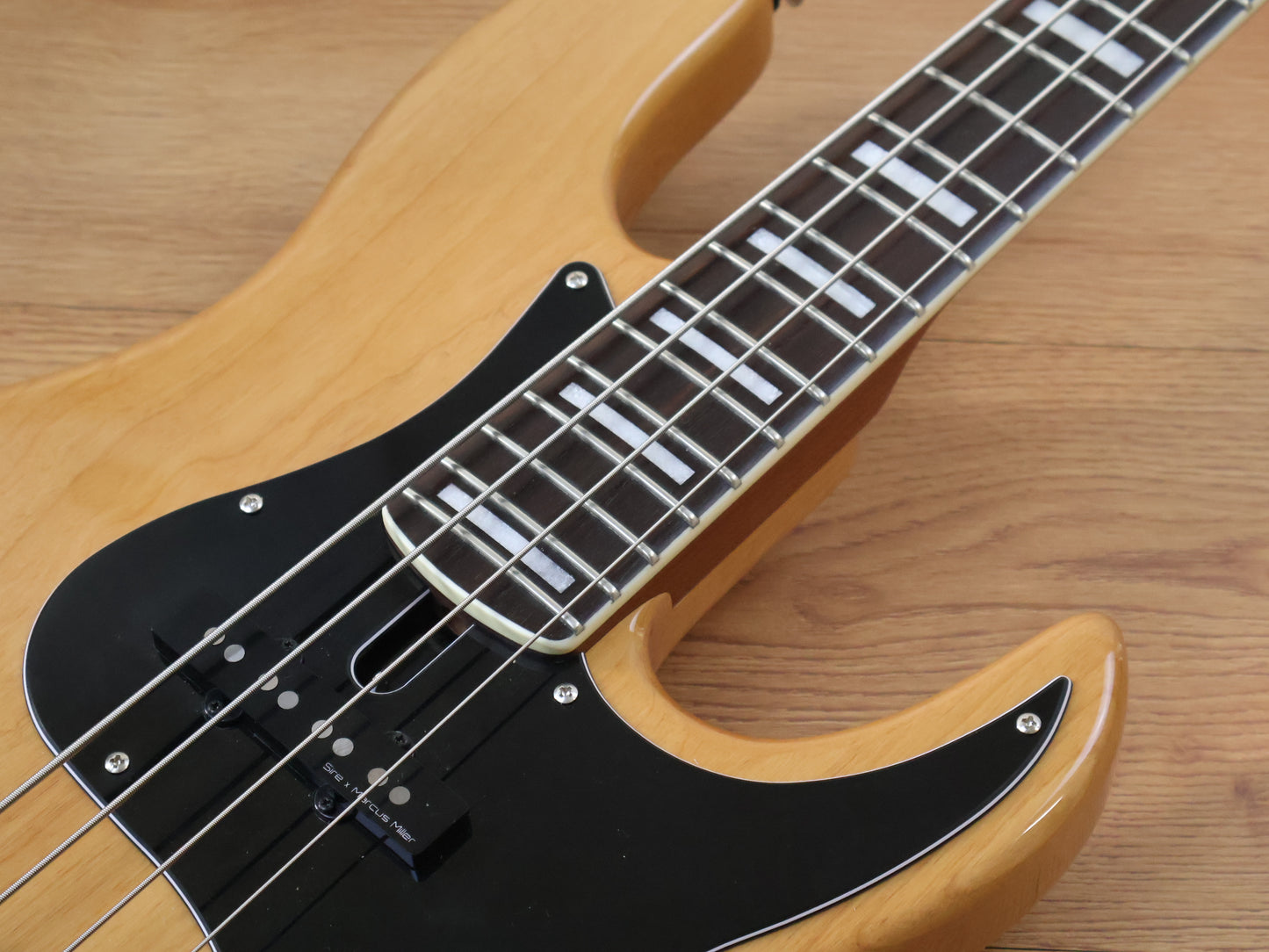 Sire Marcus Miller V5 5-String Bass (Natural)