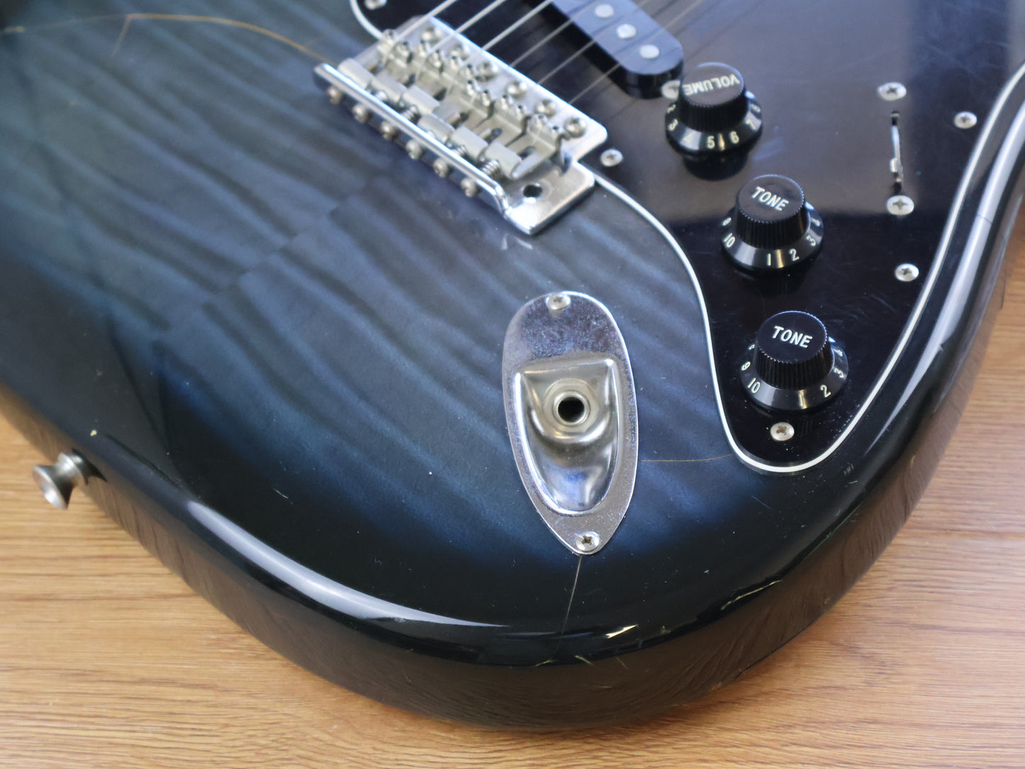 1992 Squier Japan SST-33 "Silver Series" Stratocaster (Blueburst Fotoflame)