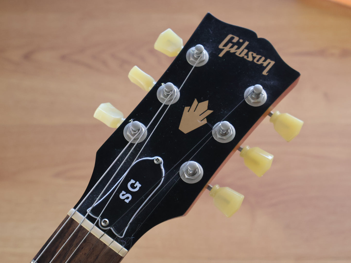 2022 Gibson USA SG Standard Tribute (Vintage Cherry Satin)