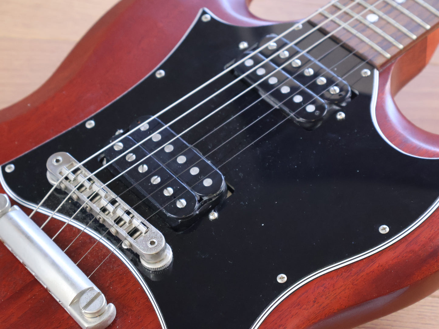 2022 Gibson USA SG Standard Tribute (Vintage Cherry Satin)