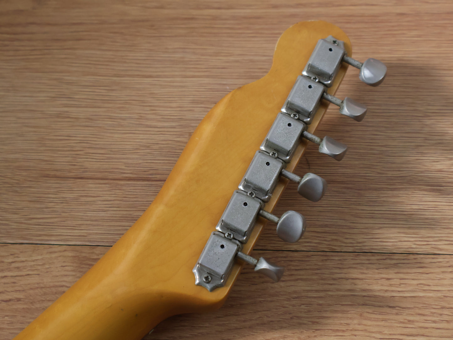 1985 Fender Japan TL62B-70 '62 Reissue Telecaster (Candy Apple Red)