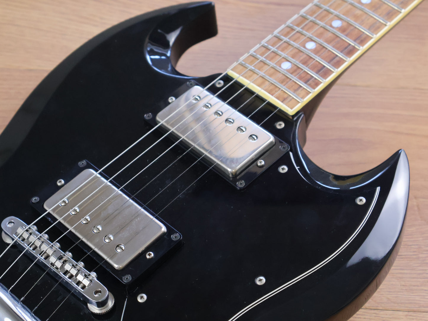 1990 Greco Japan SS-600P2 SG Double Cutaway (Black)