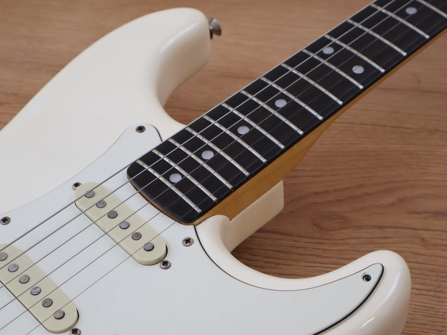 1979 Aria Pro II Japan Strikin' Sound Stratocaster (Vintage White)