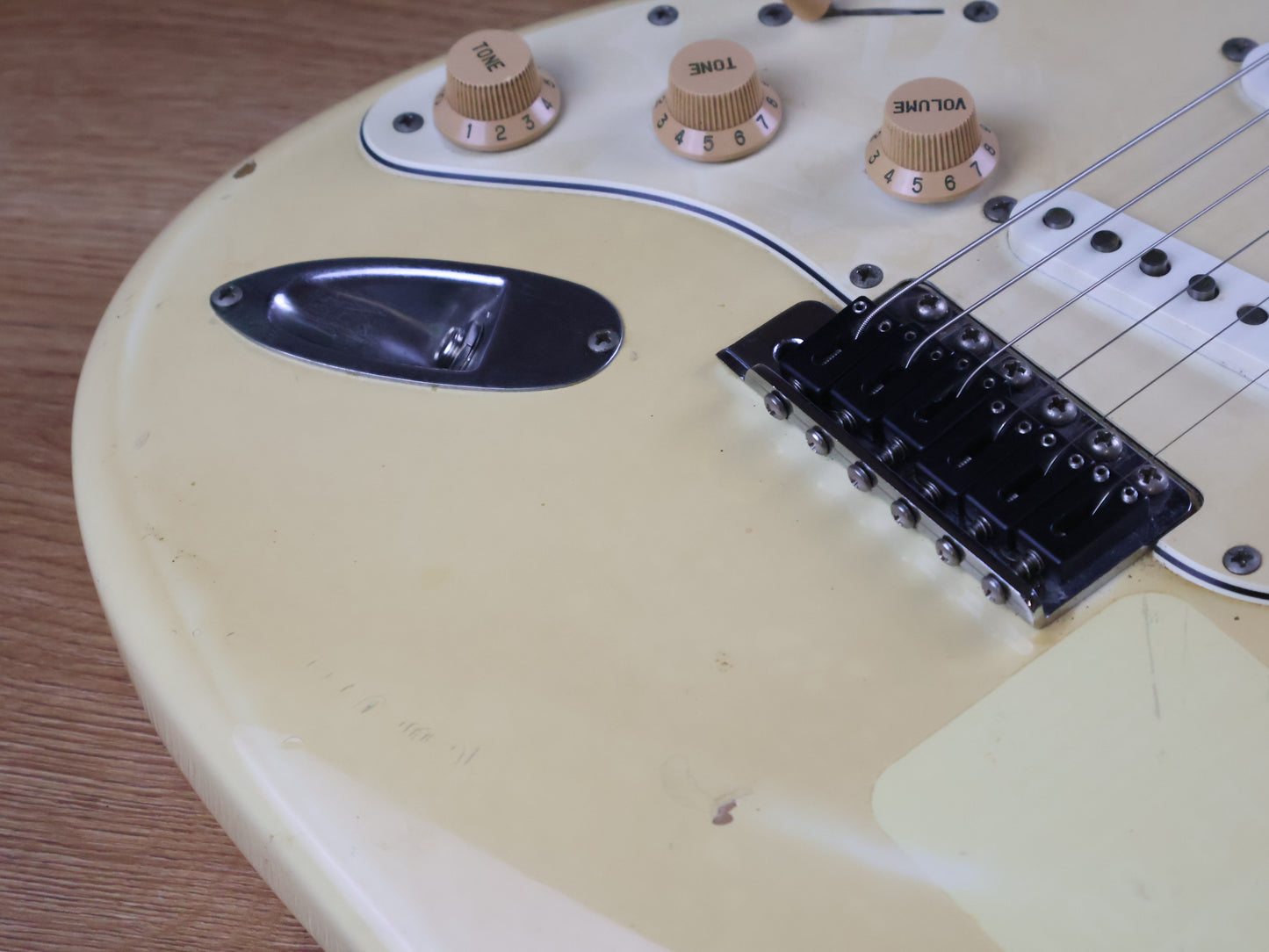 1993 Fender Japan ST68-JH '68 Reissue Jimi Hendrix Stratocaster (Vintage White)