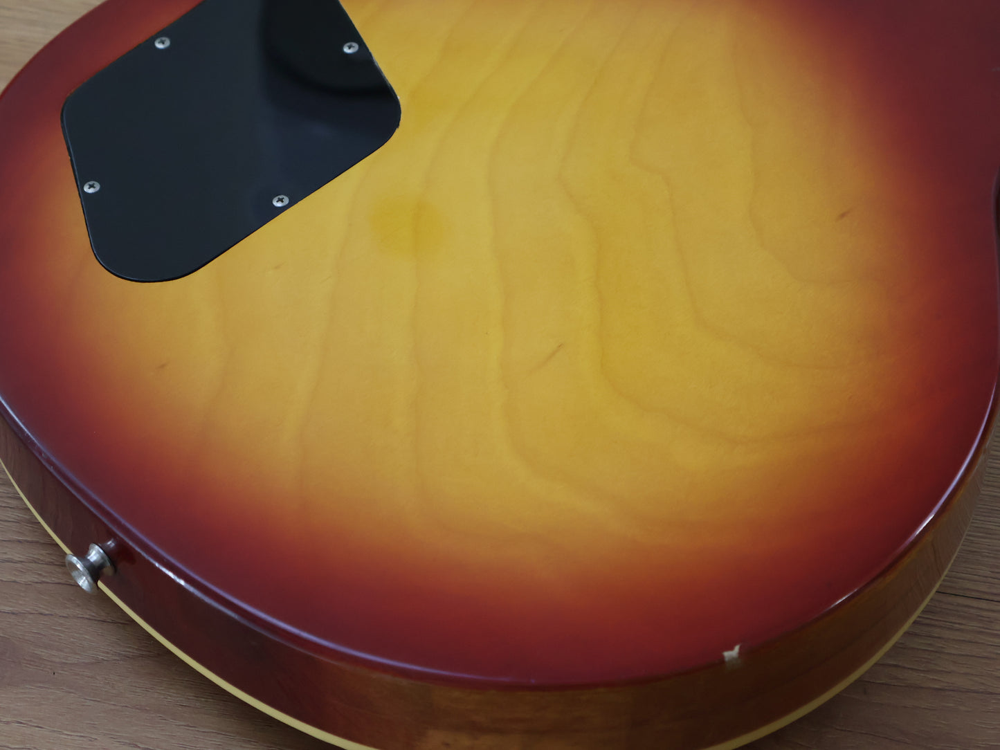 1976 Greco Japan EG-480 Les Paul (Sunburst)