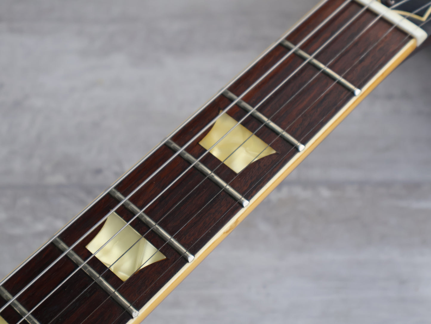 1983 Yamaha Japan LP400 Lord Player Les Paul Standard (Brown Sunburst)