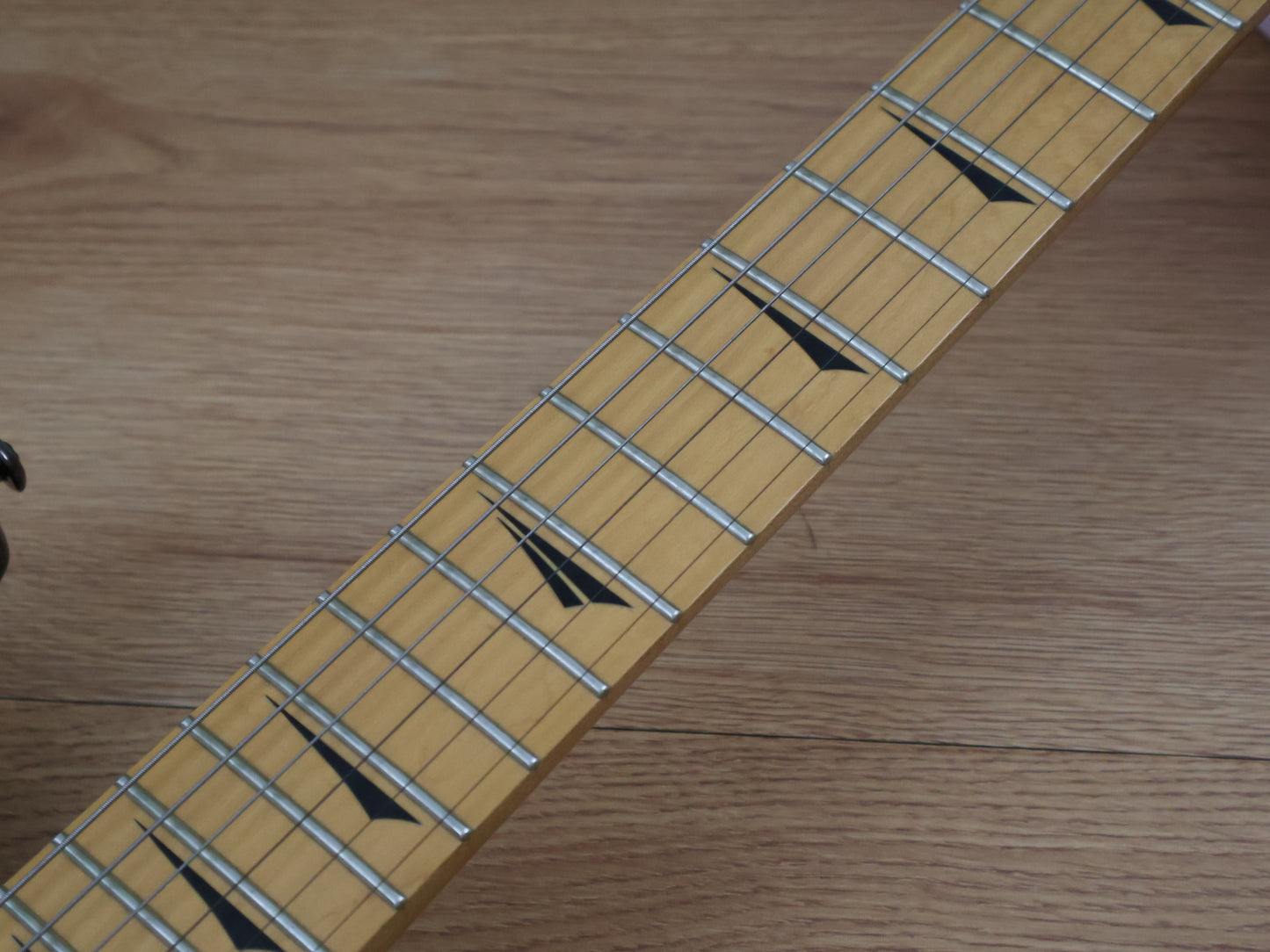 Kramer Pacer Custom 211 FR Superstrat (Sunburst)