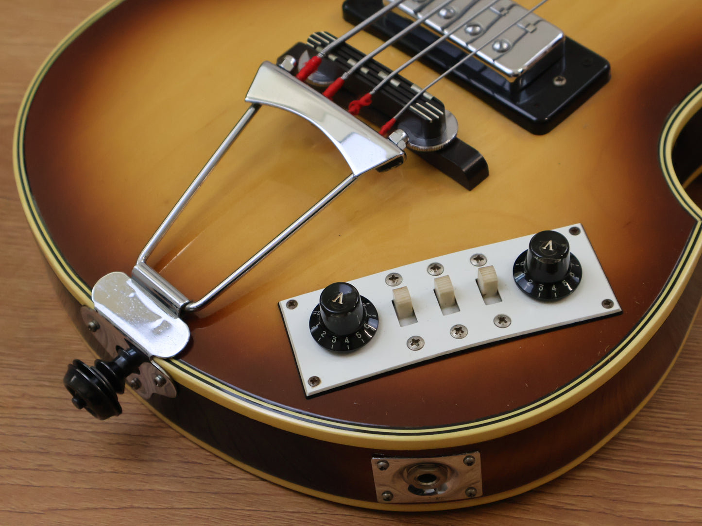 1976 Greco Japan VB-450 Violin Beatle Bass (Brown Sunburst)