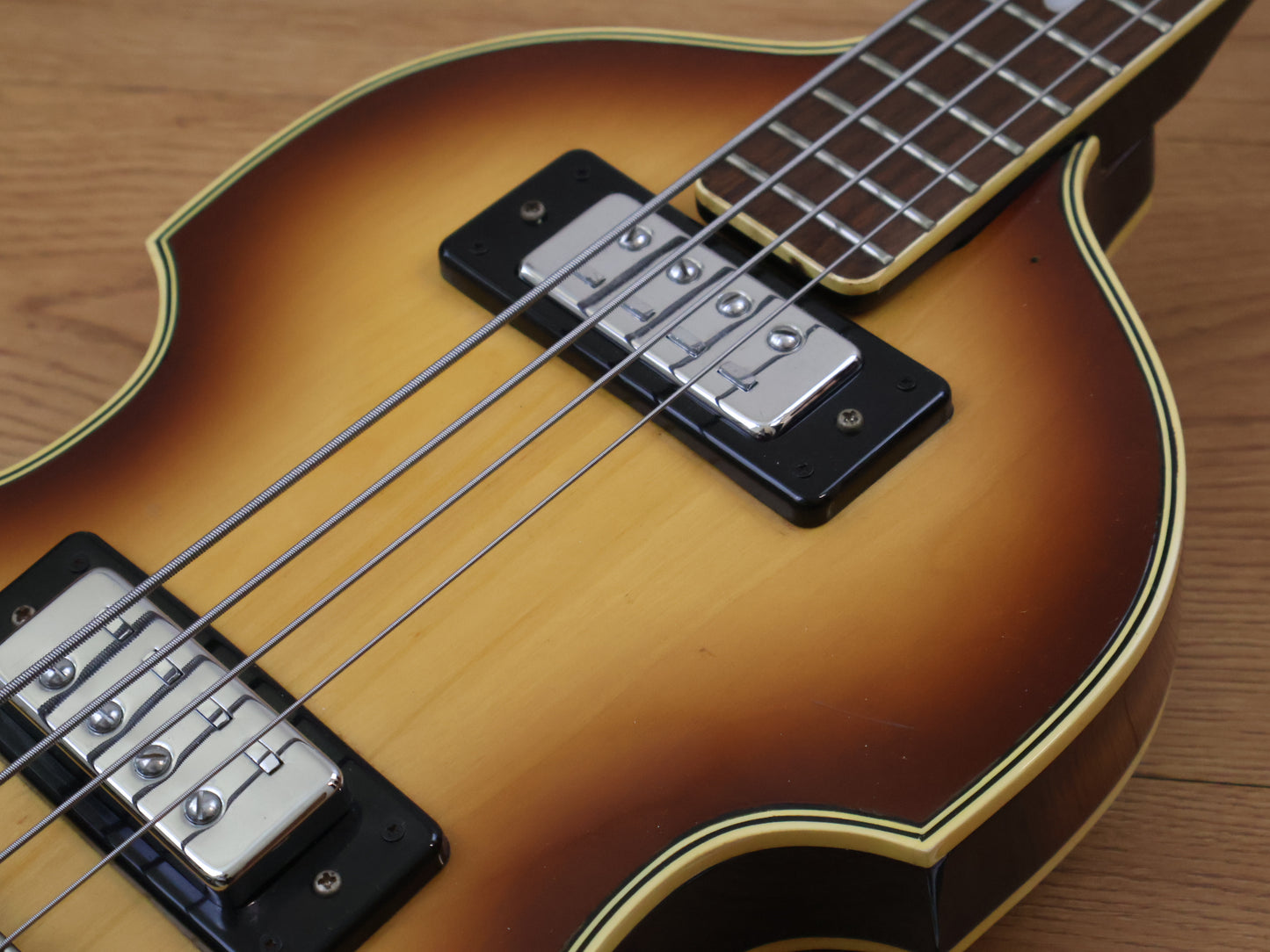 1976 Greco Japan VB-450 Violin Beatle Bass (Brown Sunburst)
