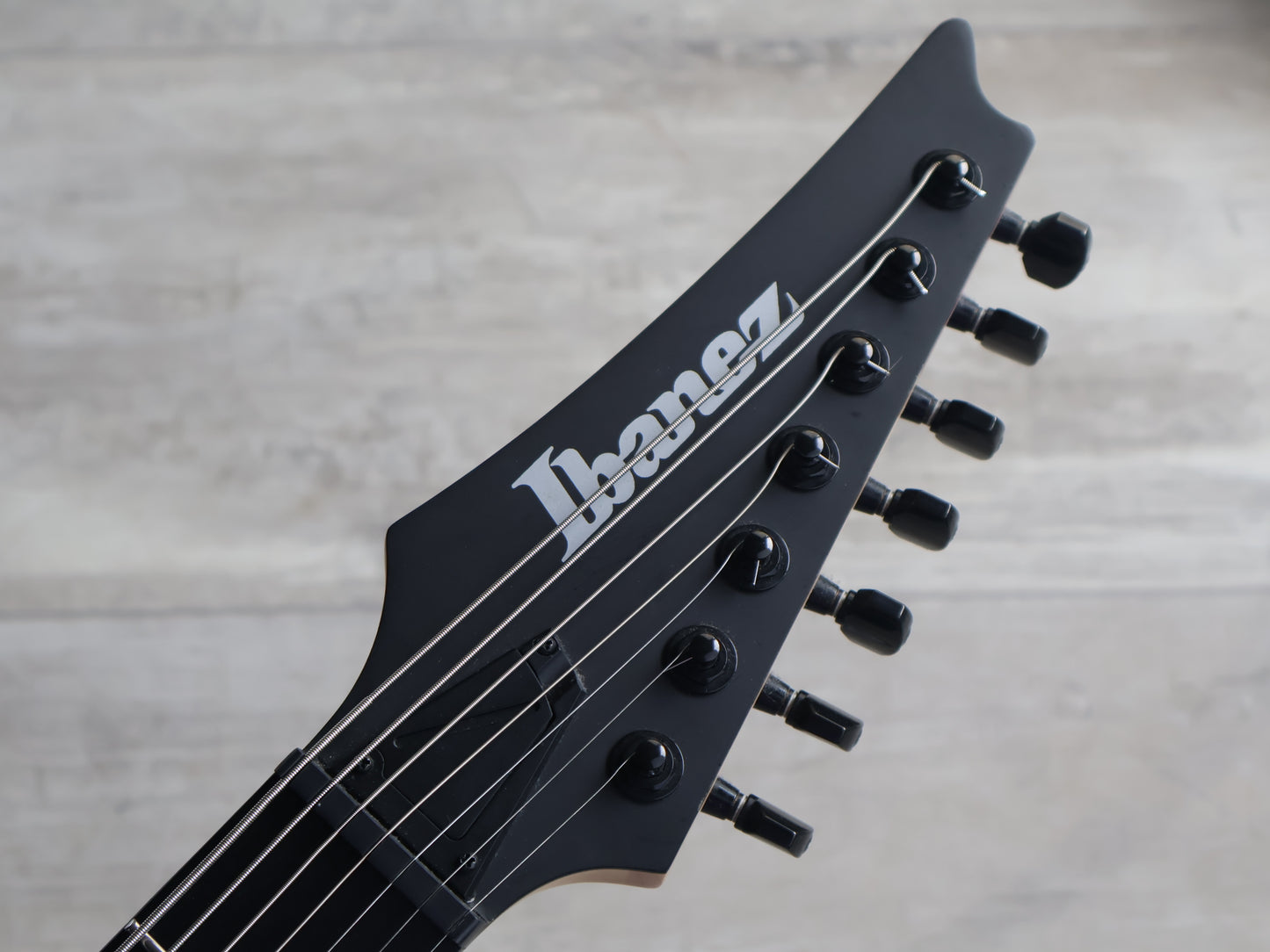 2021 Ibanez RGIXL7 7-String Electric Guitar w/Evertune + Fishman (Black)