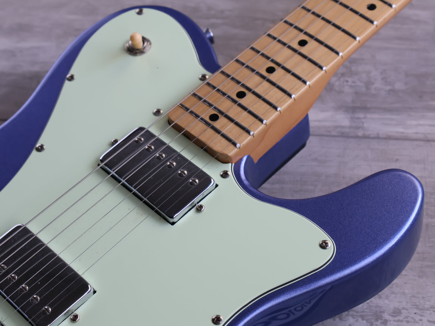 J&D LUTHIERS TL12 Telecaster Deluxe (Metallic Blue)