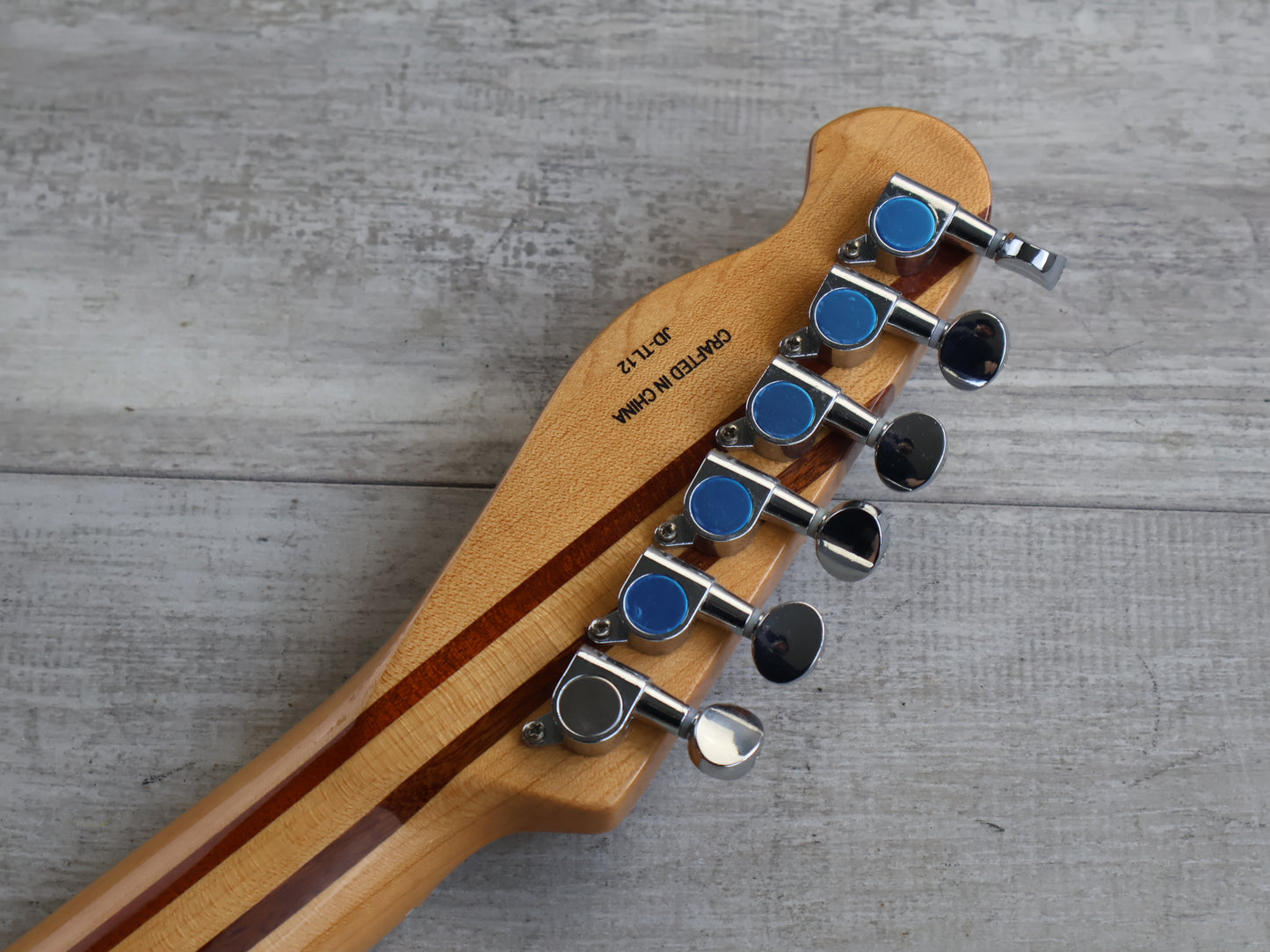 J&D LUTHIERS TL12 Telecaster Deluxe (Metallic Blue)