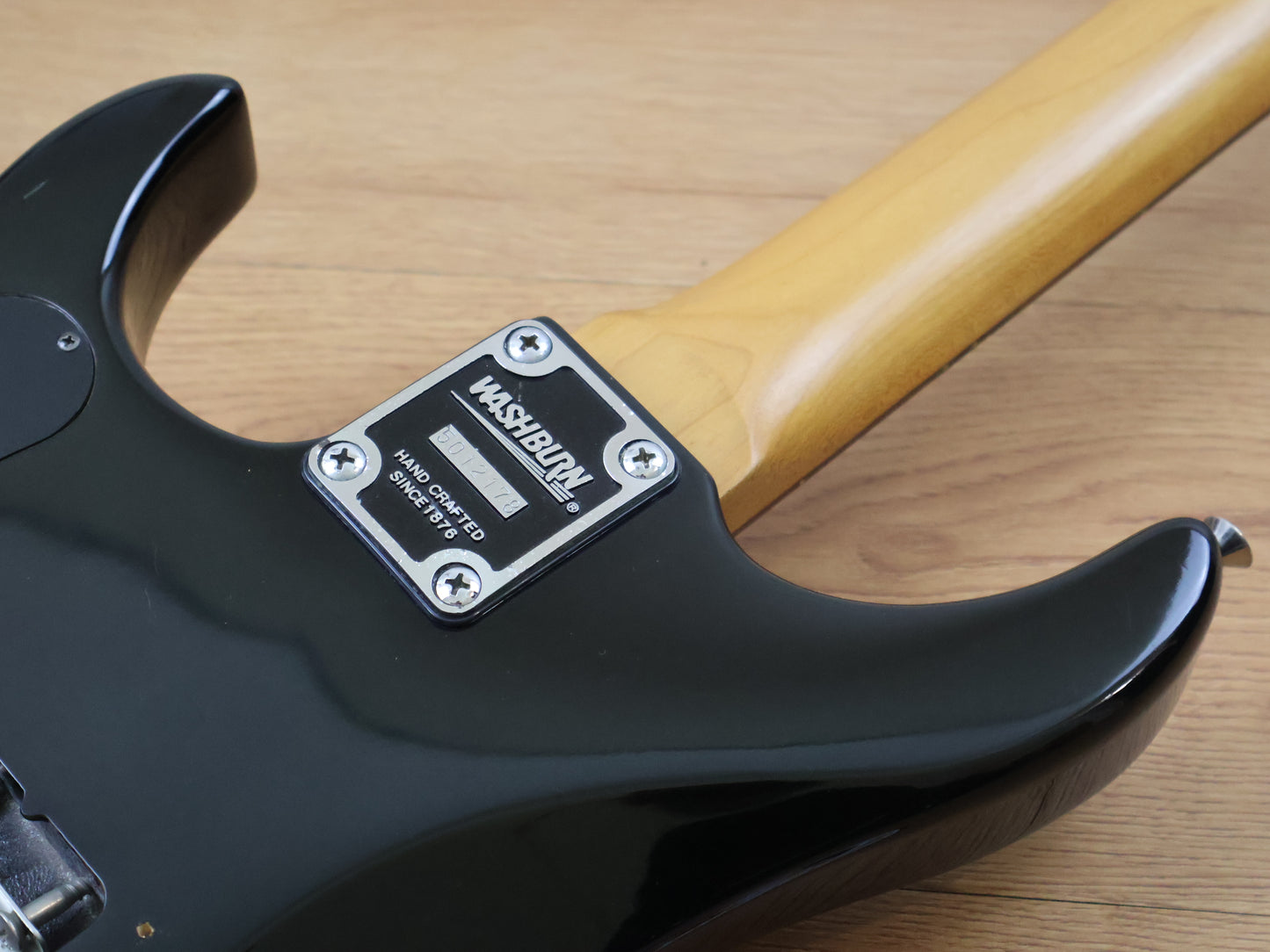 Washburn Nuno Bettencourt N1 (Black)