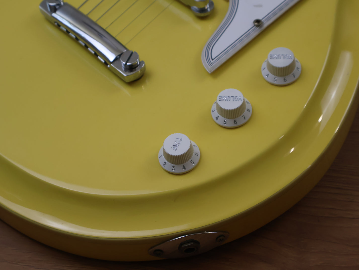 1990's Brian (by Bacchus) BNG-450 National/Airline Single Cutaway (Yellow)