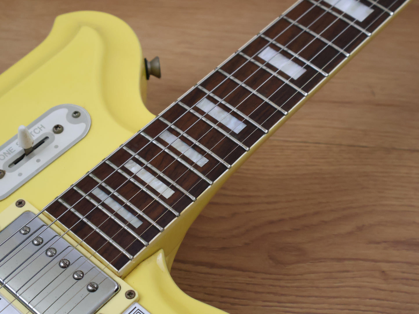 1990's Brian (by Bacchus) BNG-450 National/Airline Single Cutaway (Yellow)