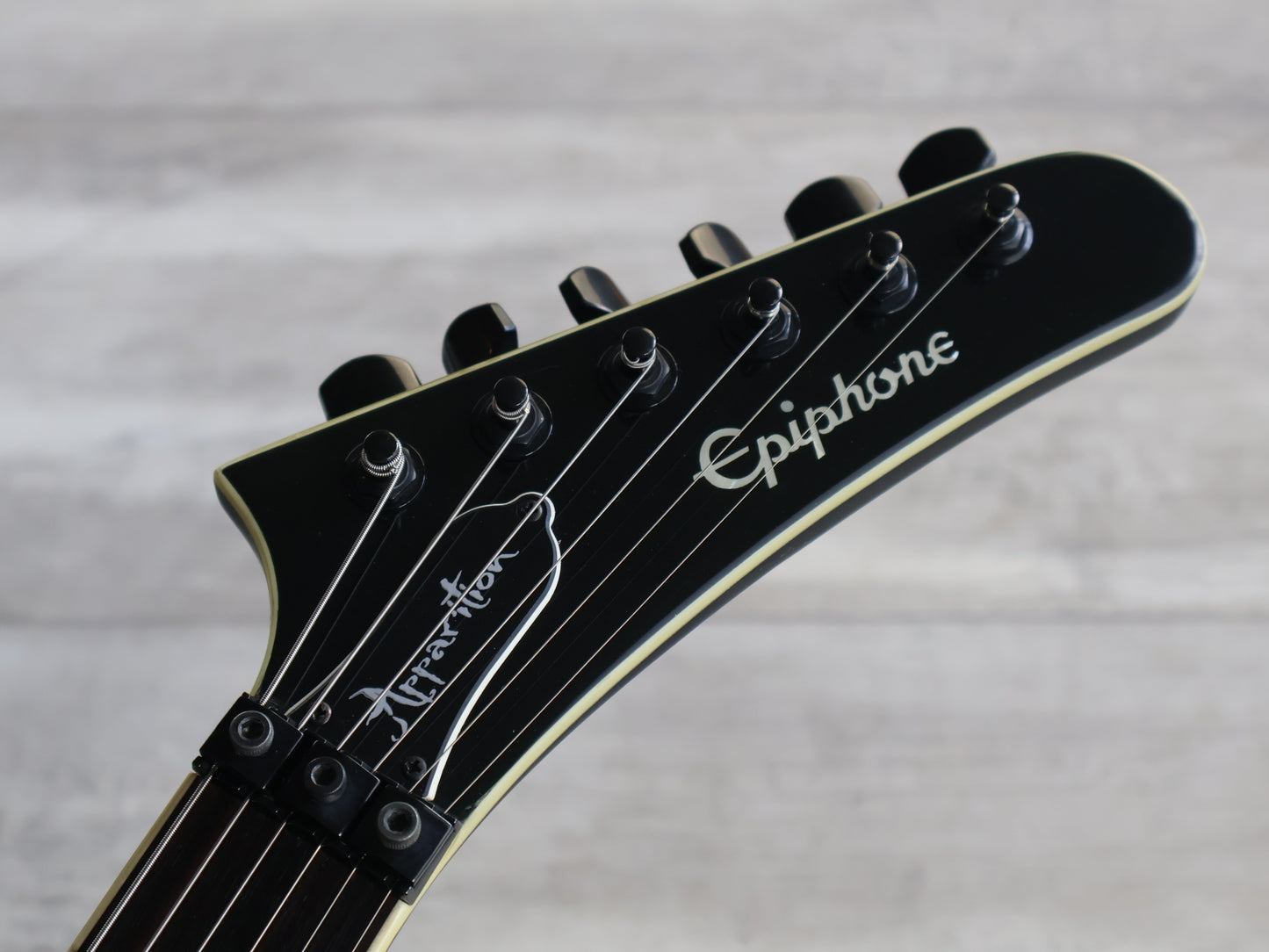 2010 Epiphone Marcus Henderson Apparition Signature Model Explorer/Futura