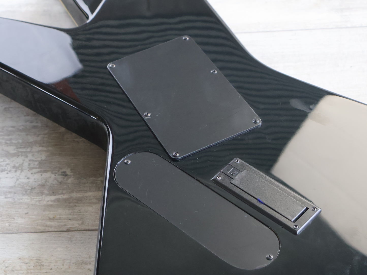 2010 Epiphone Marcus Henderson Apparition Signature Model Explorer/Futura