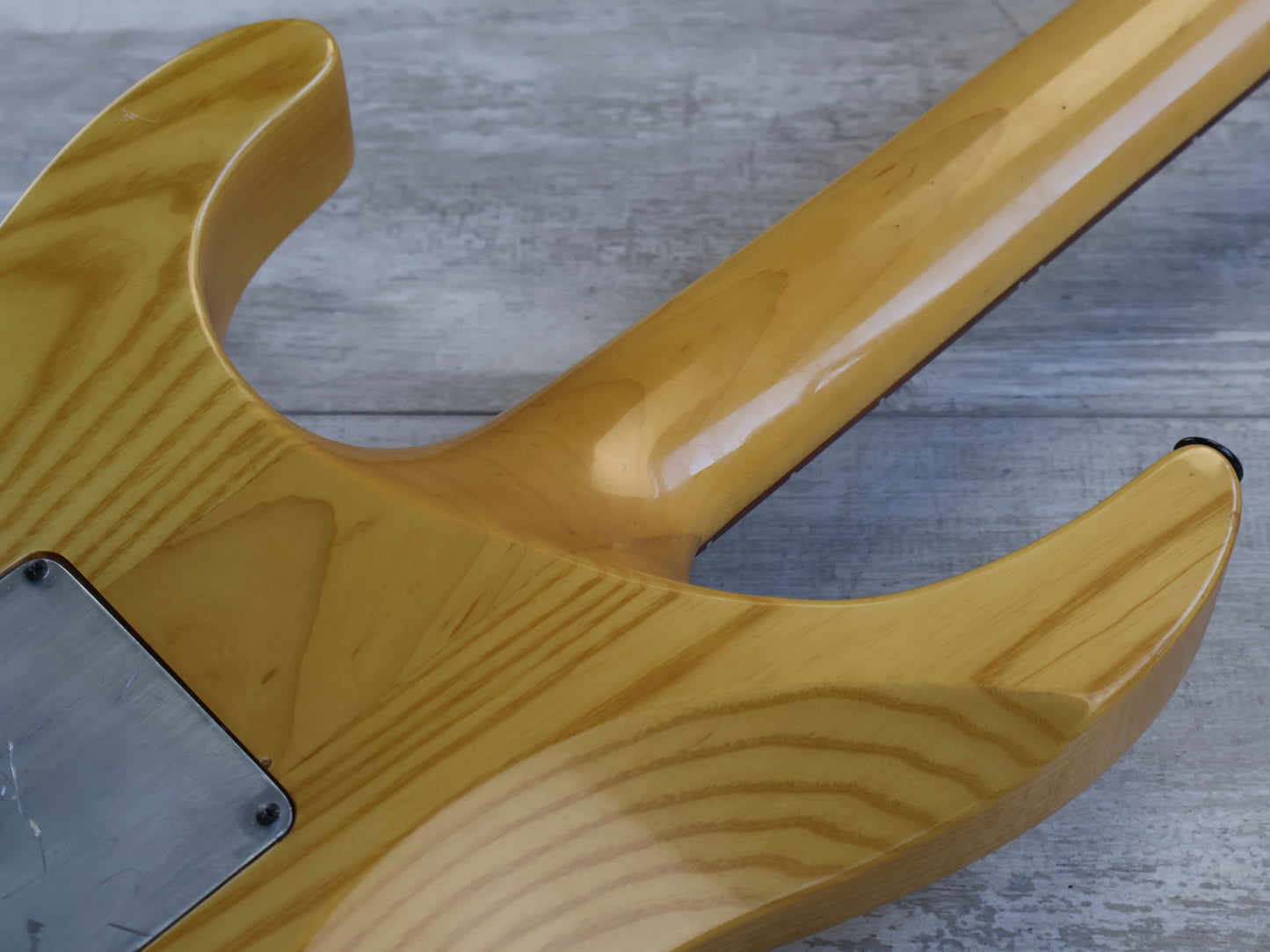 2007 Jackson Japan DK2S Pro Series Neckthrough Dinky w/Sustainiac (Natural Flame)