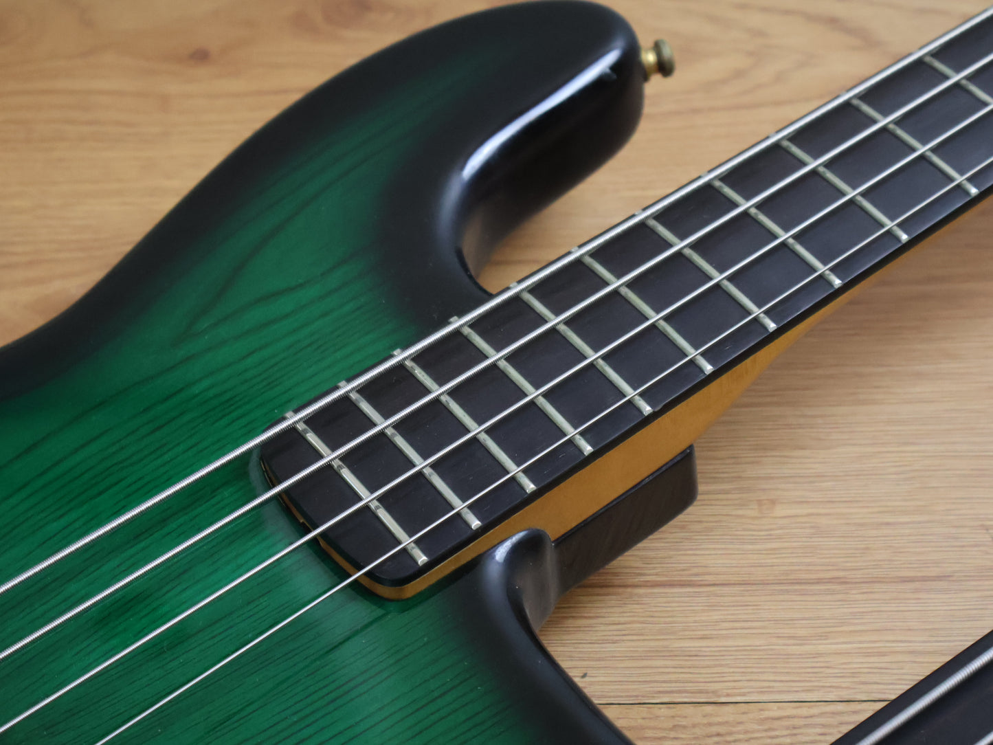 1970's ESP Japan Custom Order Doubleneck Fretless/Fretted Jazz Bass (Green Sunburst)