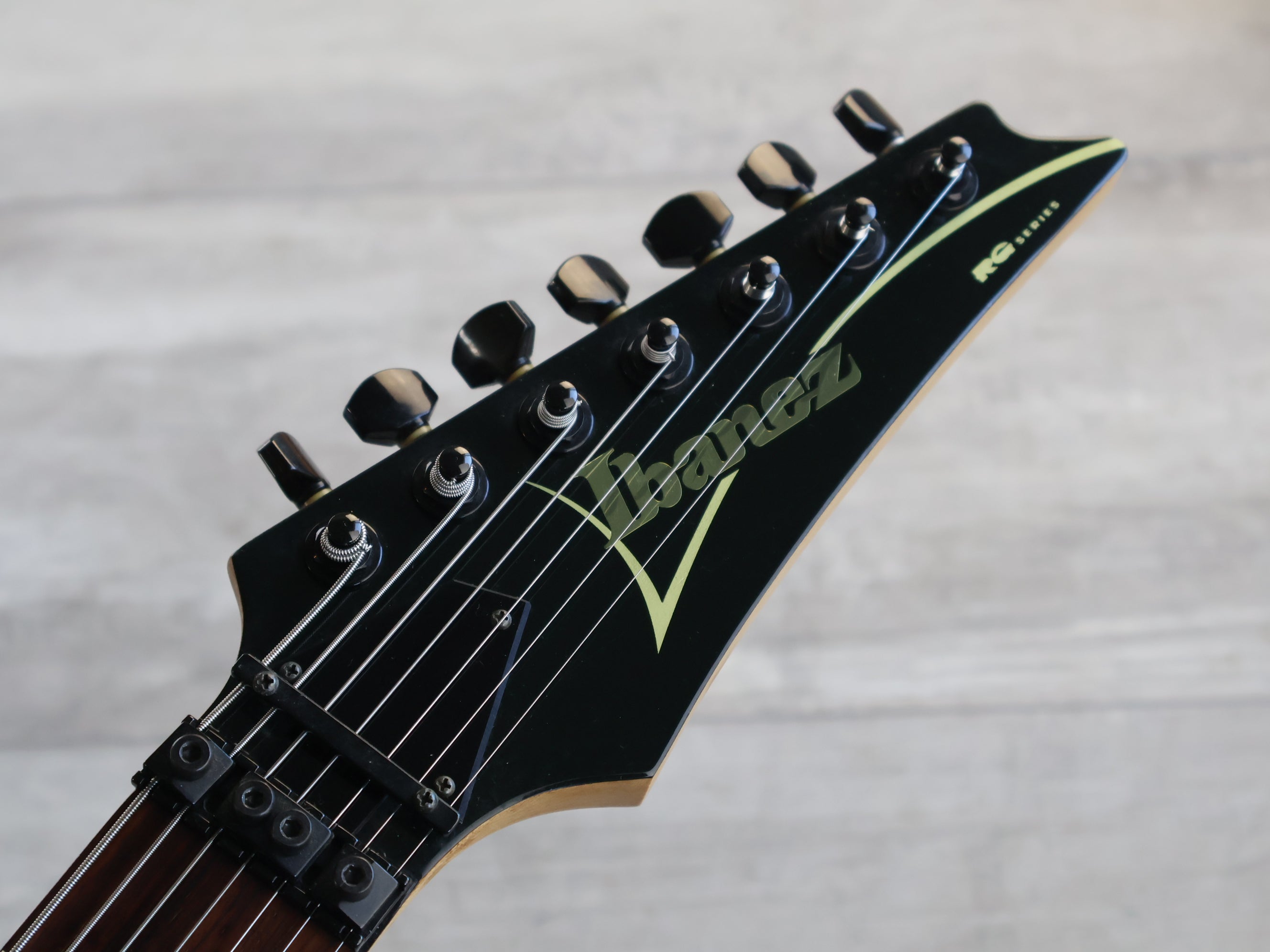 1998 Ibanez Japan RG7620 7-String HH Superstrat (Black) – Cool Old
