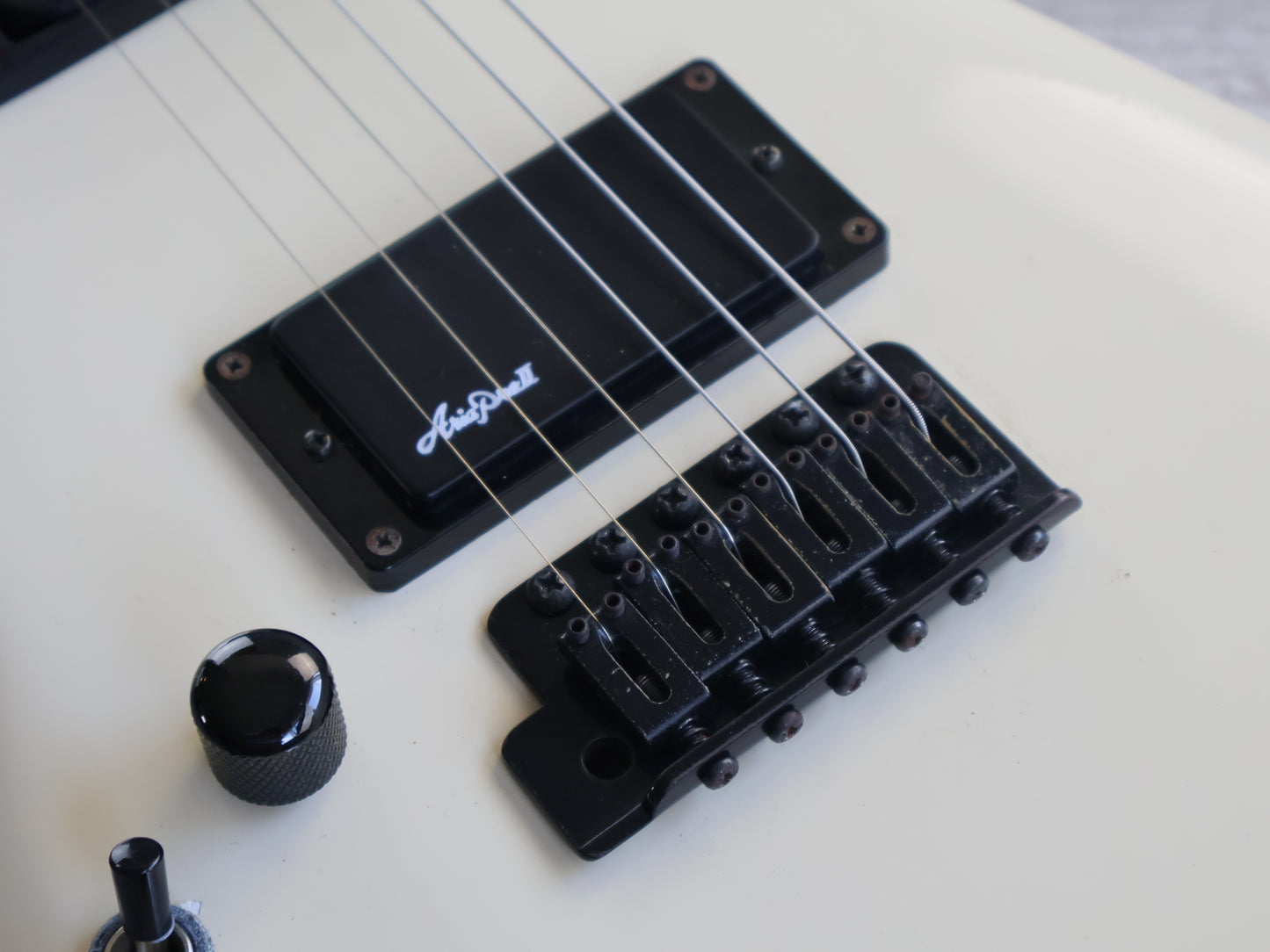 1984 Westone Raider I LH Left Handed Explorer (Black/White)