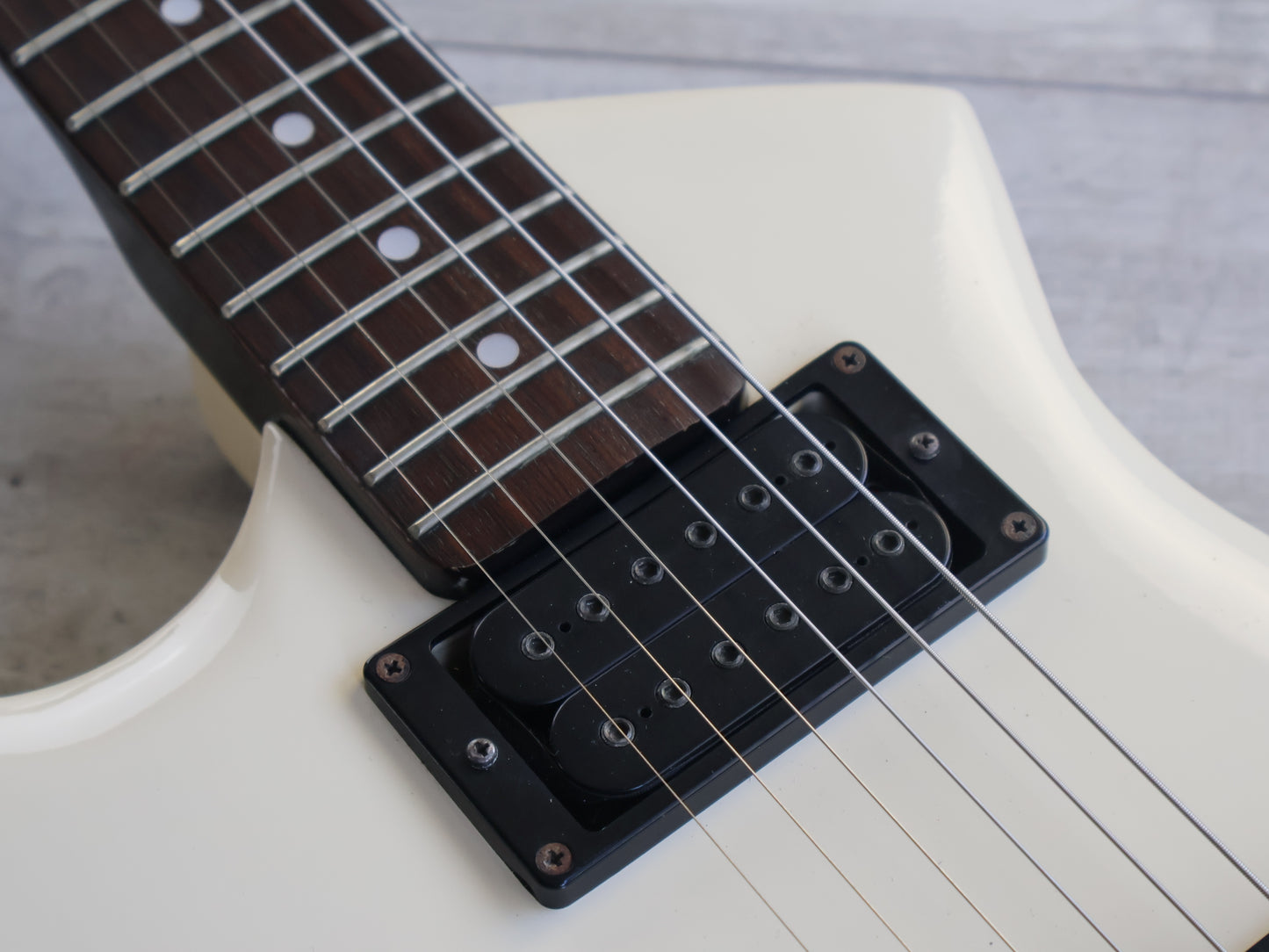 1984 Westone Raider I LH Left Handed Explorer (Black/White)