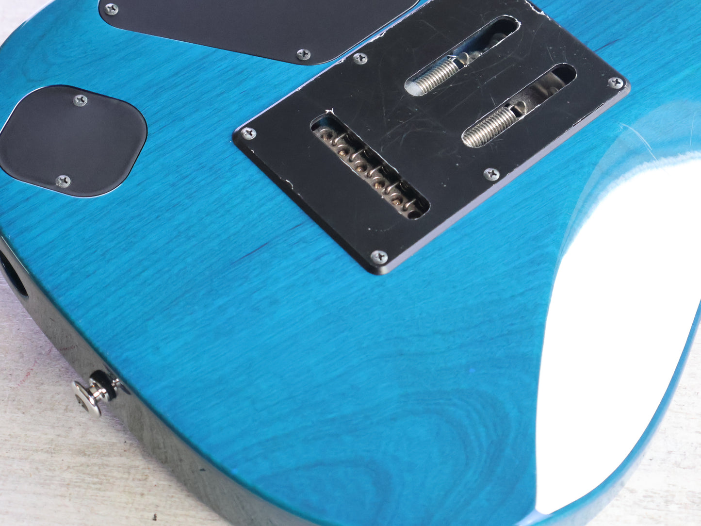 2022 Ibanez Japan AZS2200Q Prestige Single Cutaway (Royal Blue Sapphire)