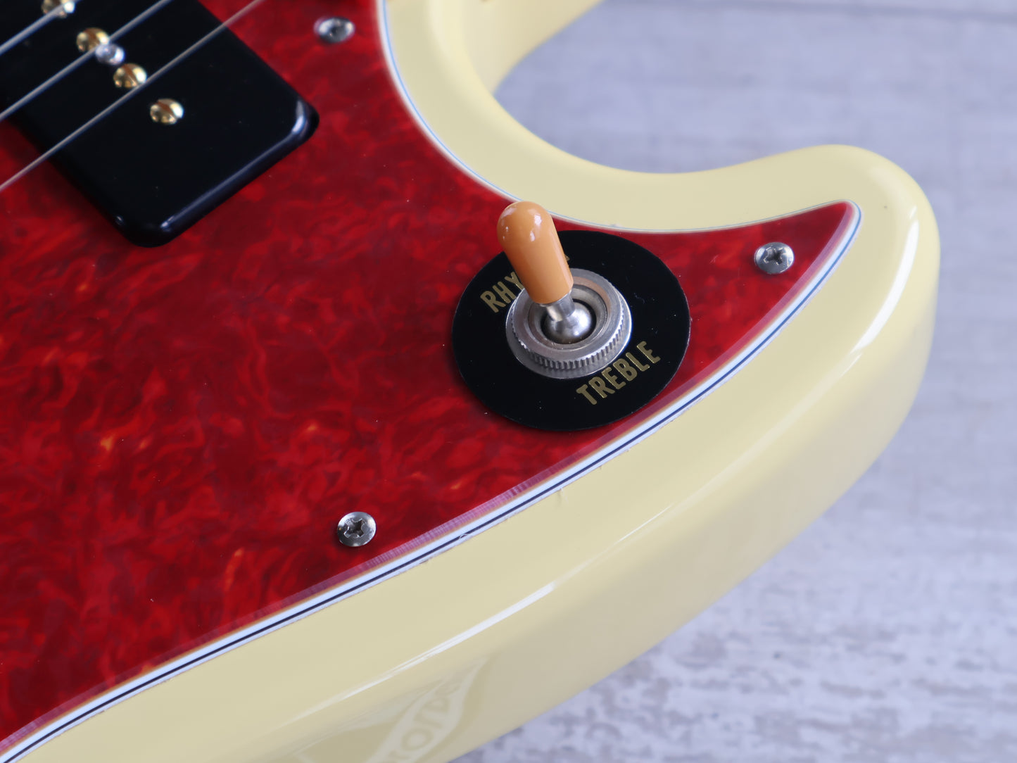 1993 Fender Japan MG69-58 '69 Reissue Mustang w/P90's (Vintage White)