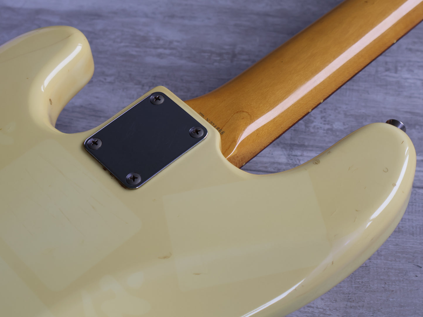 1993 Fender Japan PB70-75 '70 Reissue Precision Bass (Vintage White)