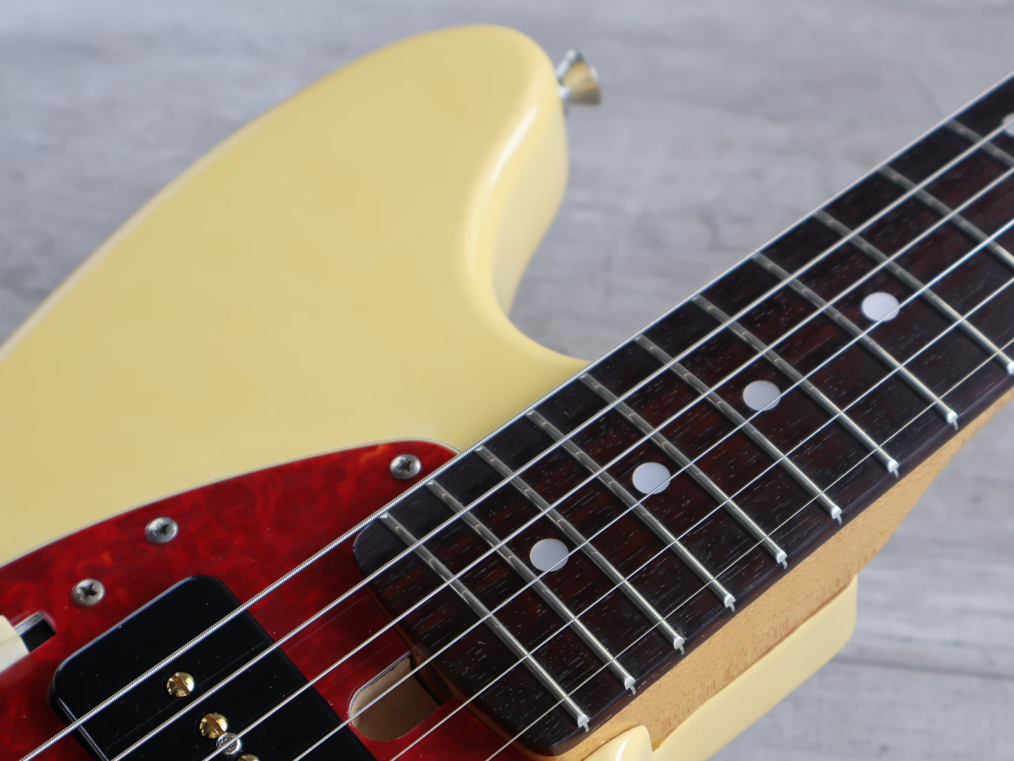 1993 Fender Japan MG69-58 '69 Reissue Mustang w/P90's (Vintage White)