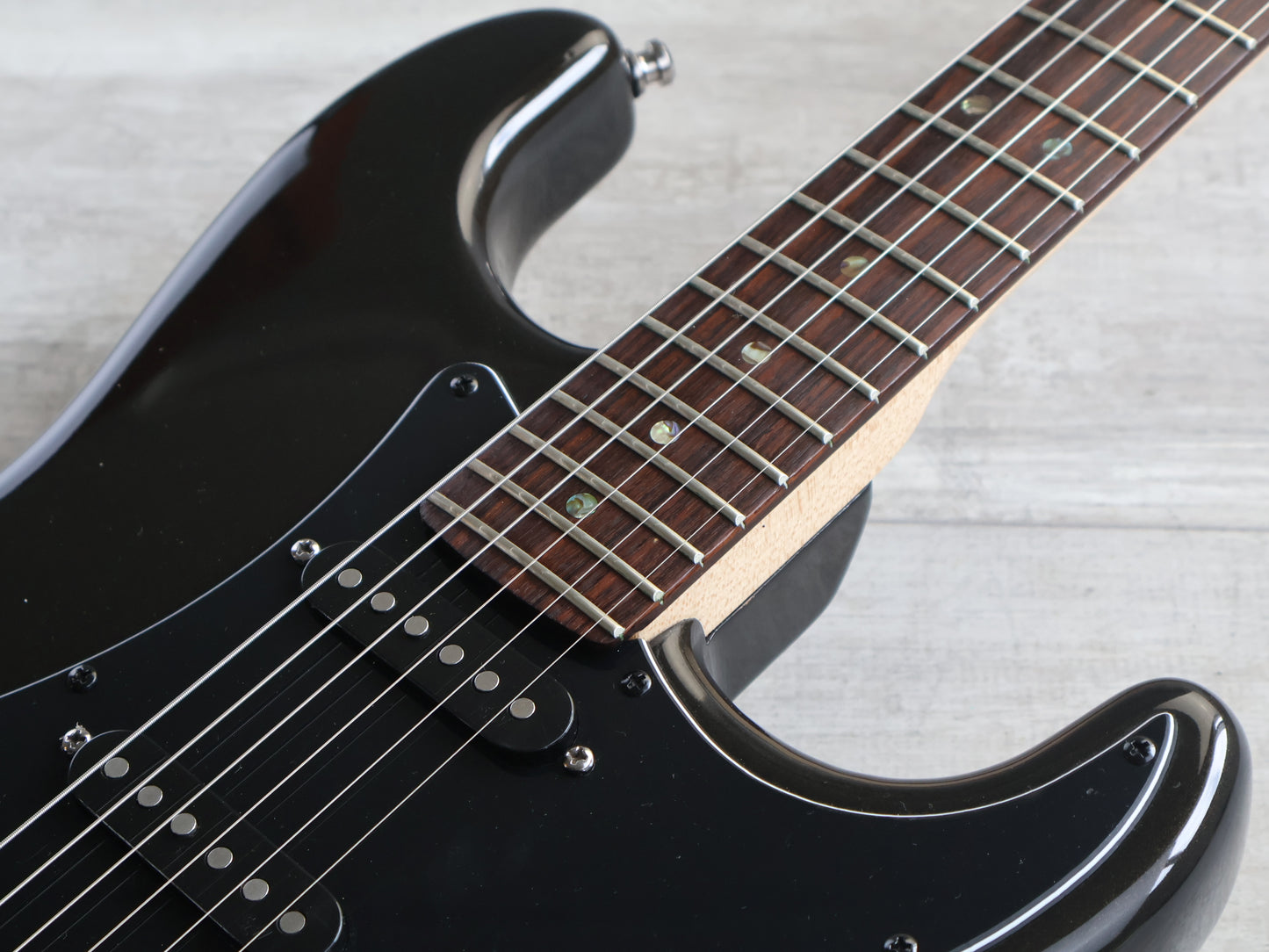 2008 Fender USA American Deluxe Stratocaster (Black)