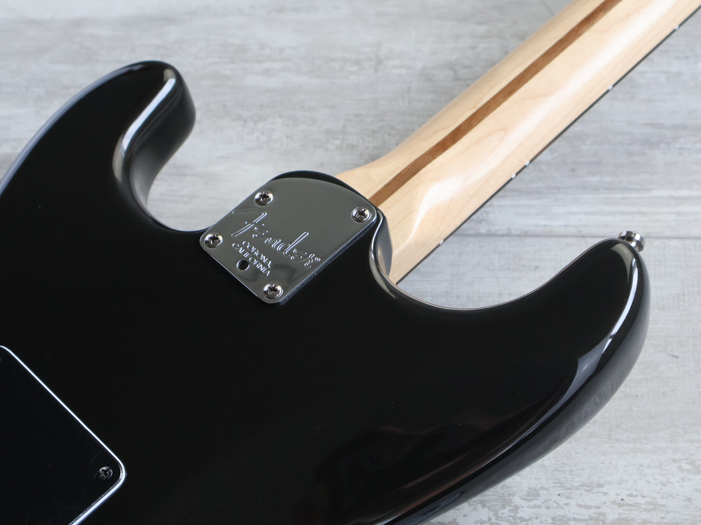 2008 Fender USA American Deluxe Stratocaster (Black)