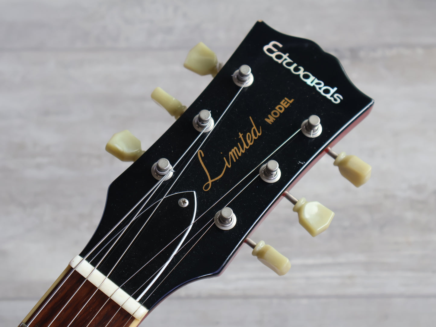 2005 Edwards (by ESP Japan) E-LP-85SD Les Paul Standard (Cherry Sunburst)