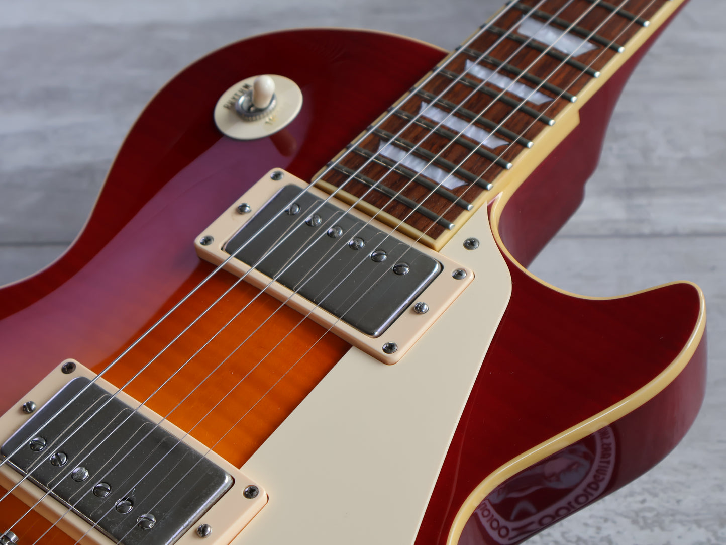 2005 Edwards (by ESP Japan) E-LP-85SD Les Paul Standard (Cherry Sunburst)