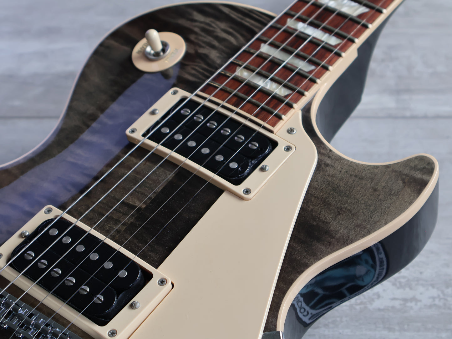 2012 Gibson USA Les Paul Standard Signature T (Transparent Ebony)