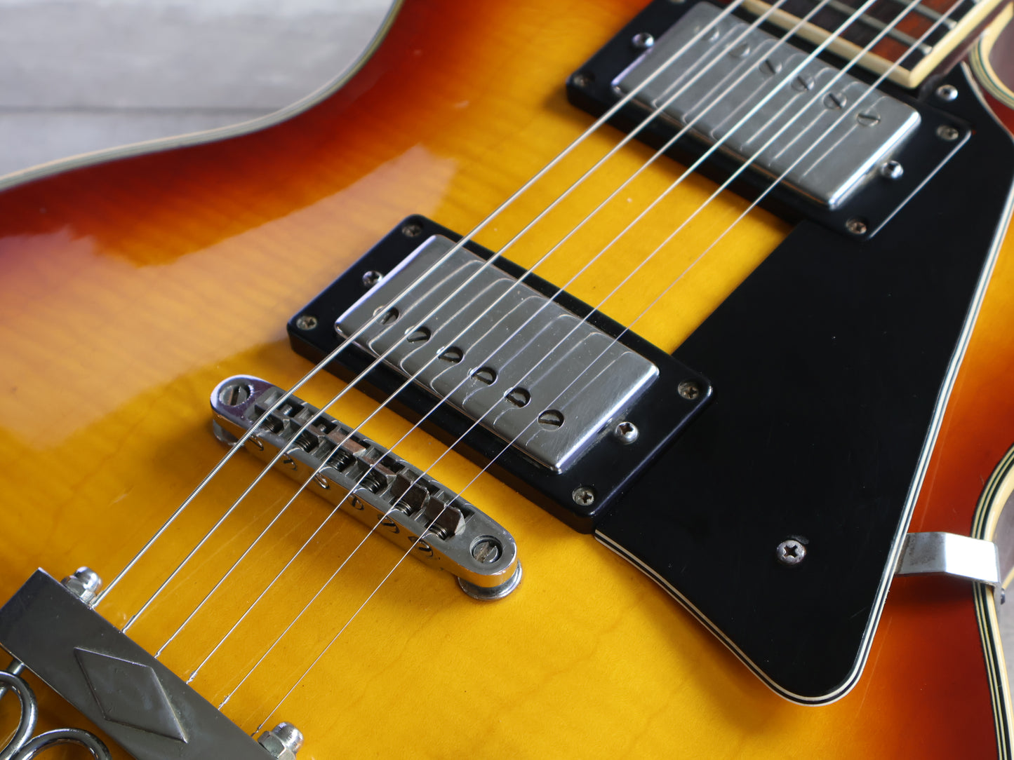 1973 Greco Japan SA-450 Semi Hollowbody (Sunburst)
