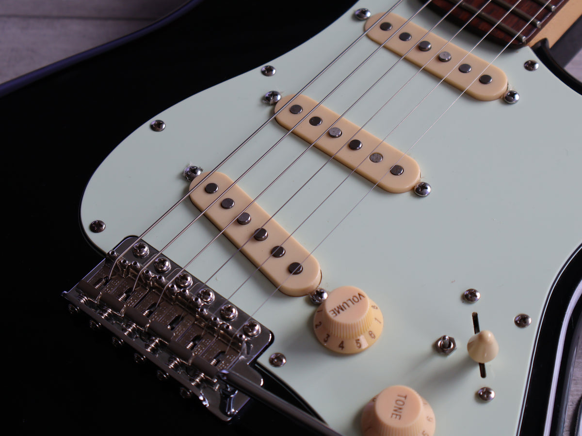 2013 Fender USA American Special Stratocaster (Black)