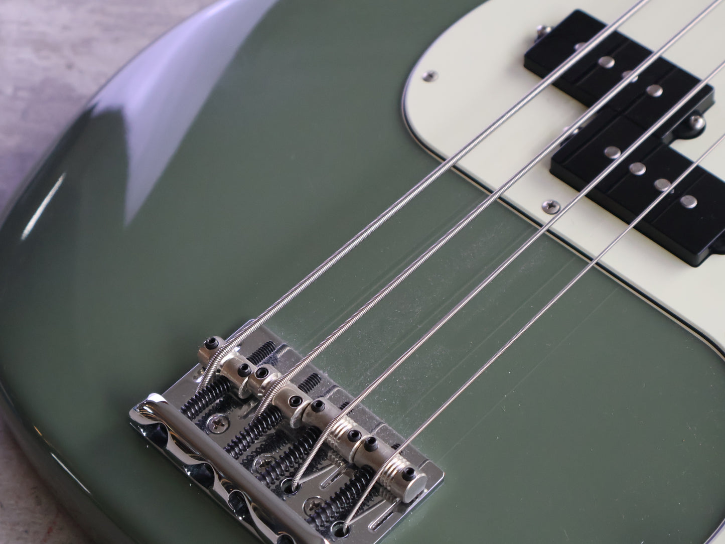 2017 Fender USA American Professional Precision Bass (Antique Olive)