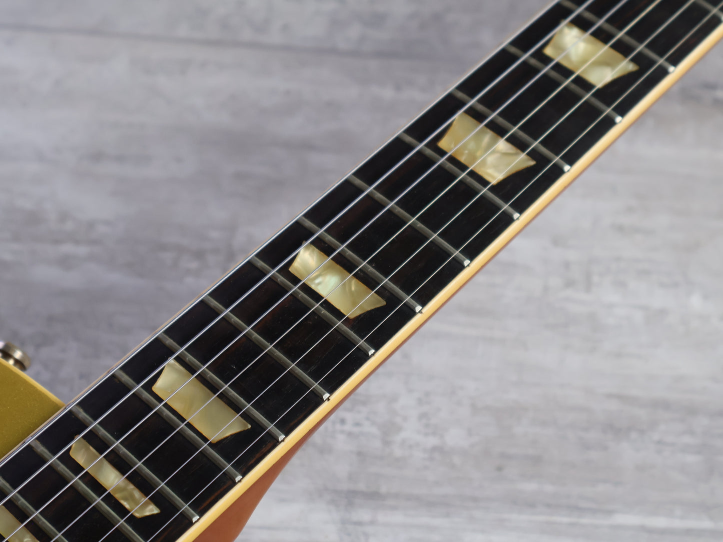 1975 Greco Japan EG-550GS Les Paul Deluxe (Goldtop)