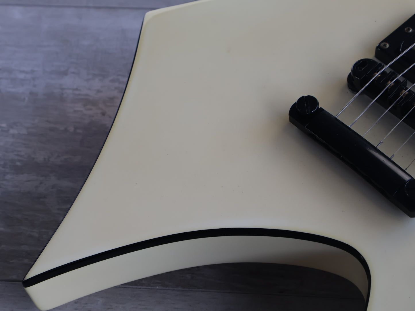 2001 BC Rich Revenge Warlock (White)